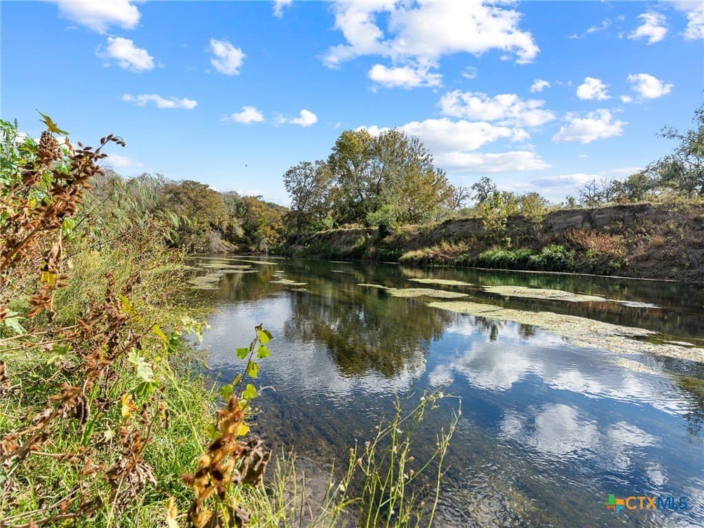 12.49 acres in Guadalupe County - photo 11