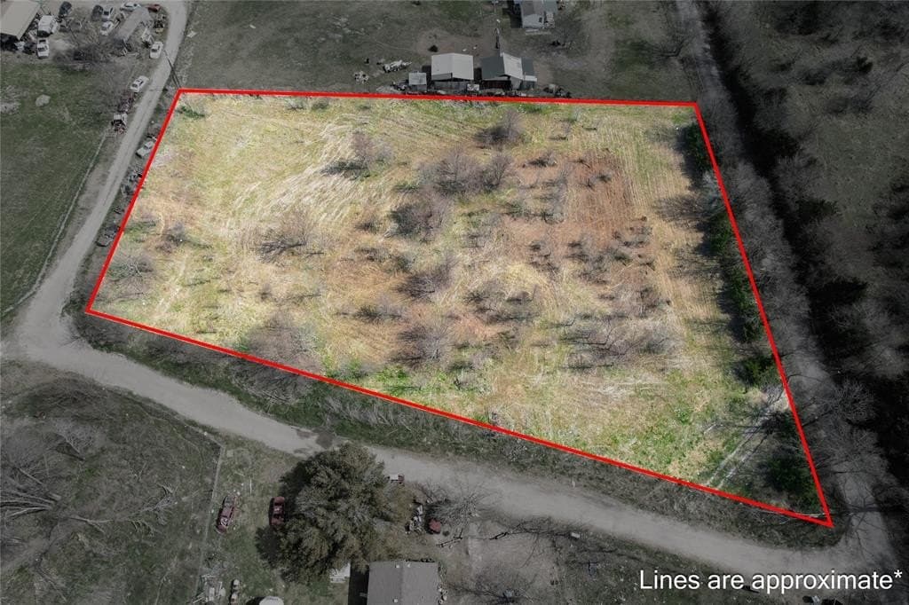 2.09 acres in Hunt County - photo 9