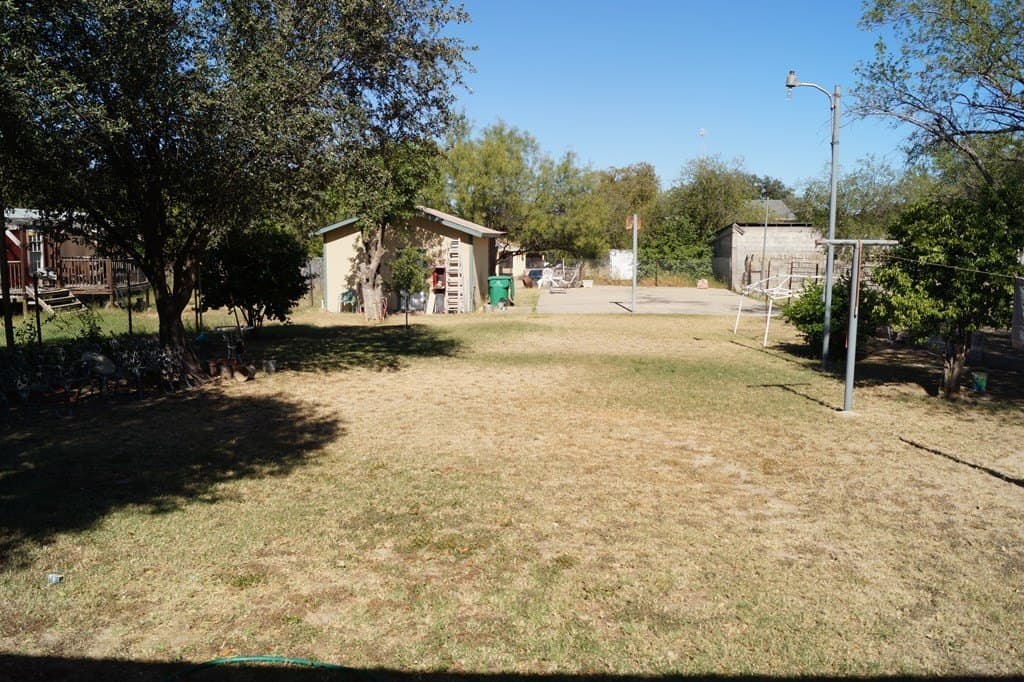 11,000 acres in Maverick County - photo 22