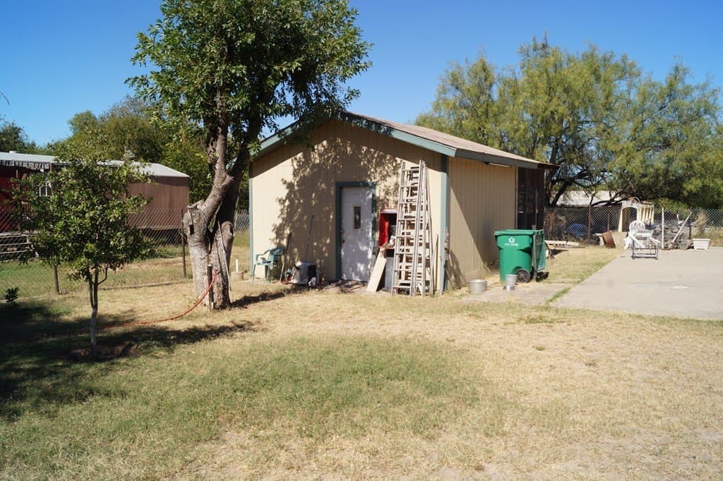 11,000 acres in Maverick County - photo 23