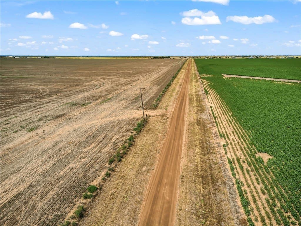 5.01 acres in San Patricio County - photo 5