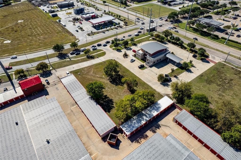 0.76 acres in Dallas County - photo 12