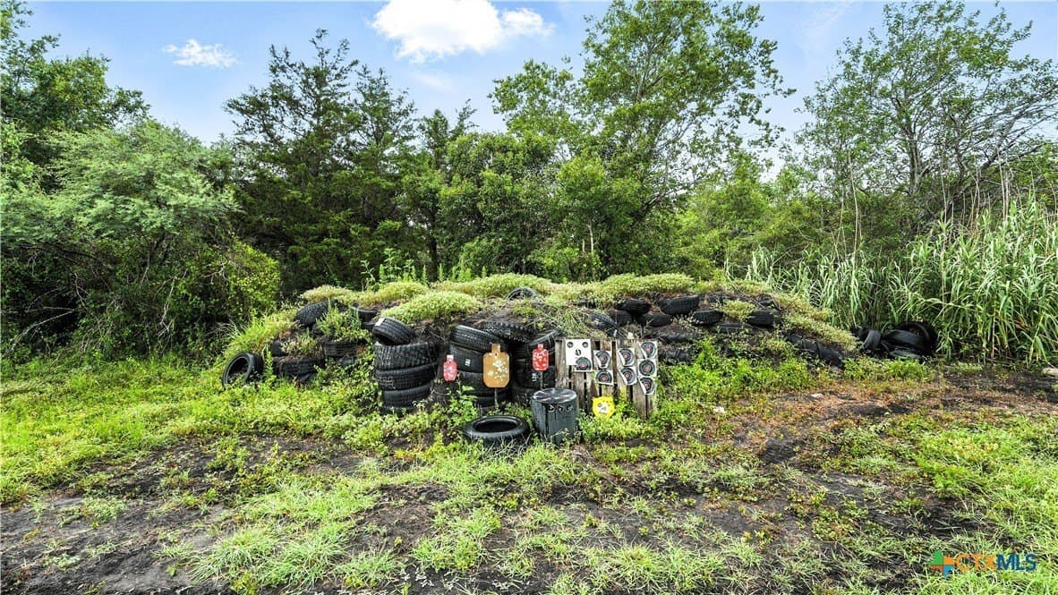 37 acres in Lavaca County - photo 21