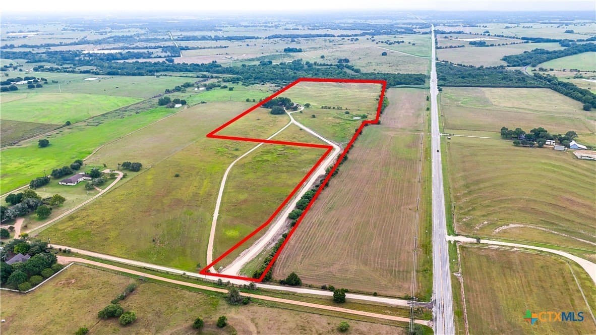 37 acres in Lavaca County - photo 29