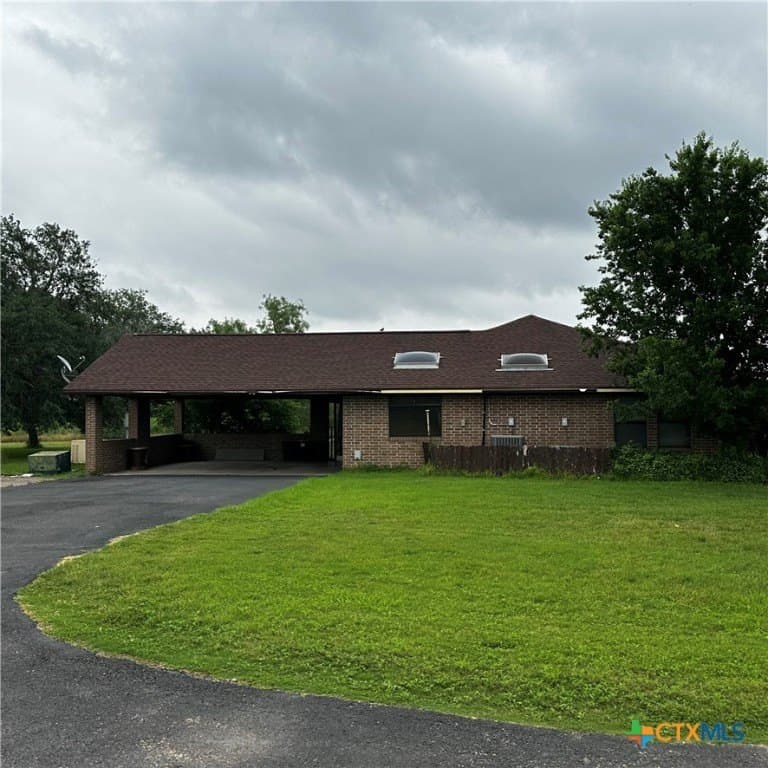 32 acres in DeWitt County - photo 3