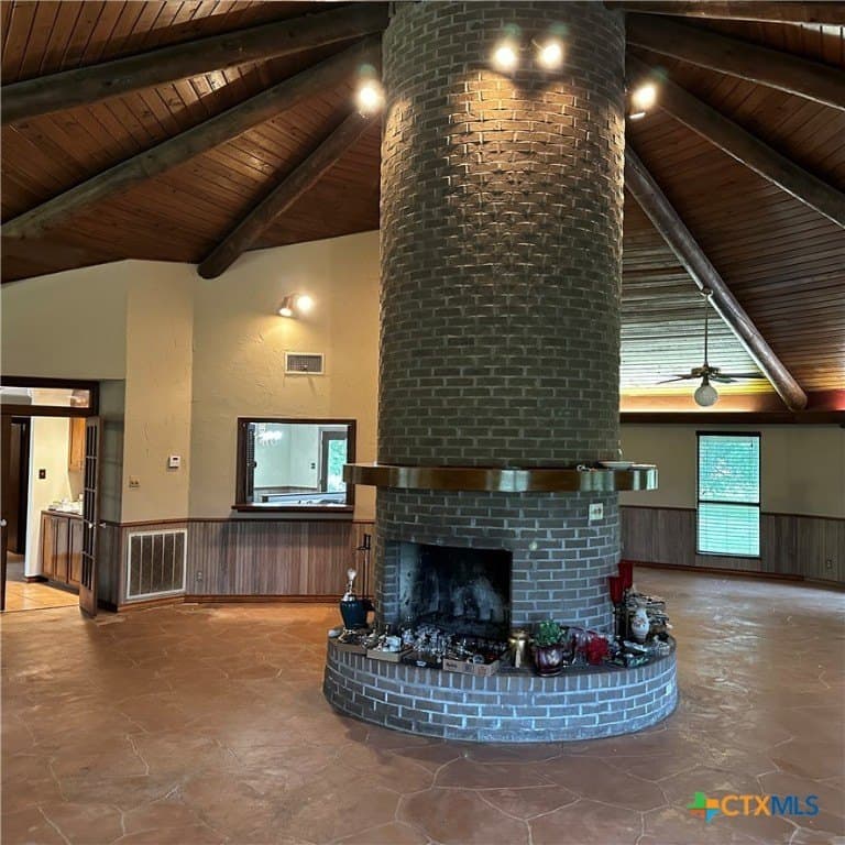 32 acres in DeWitt County - photo 5