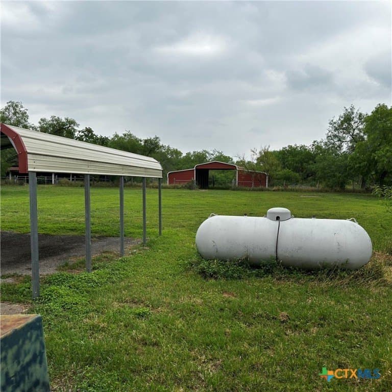 32 acres in DeWitt County - photo 22