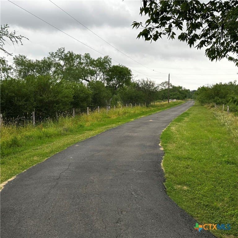 32 acres in DeWitt County - photo 29