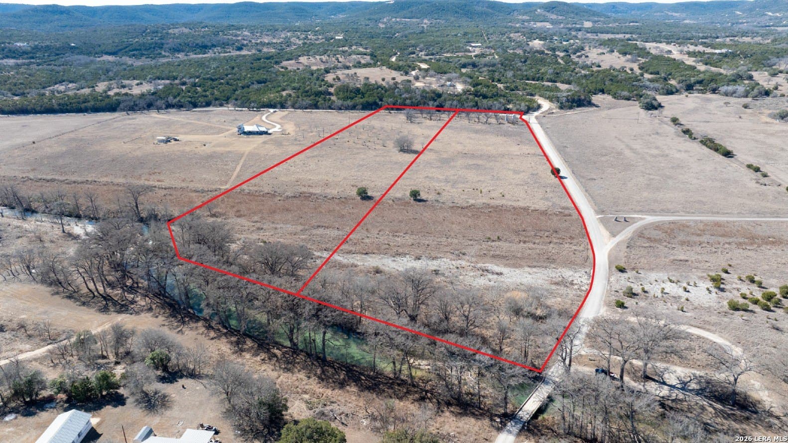 11 acres in Bandera County - photo 4