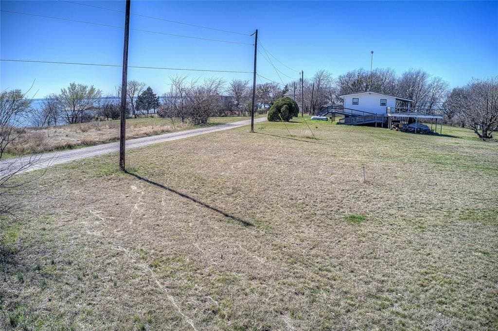 0.37 acres in Hunt County - photo 16