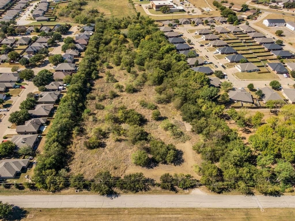 8 acres in Tarrant County - photo 5