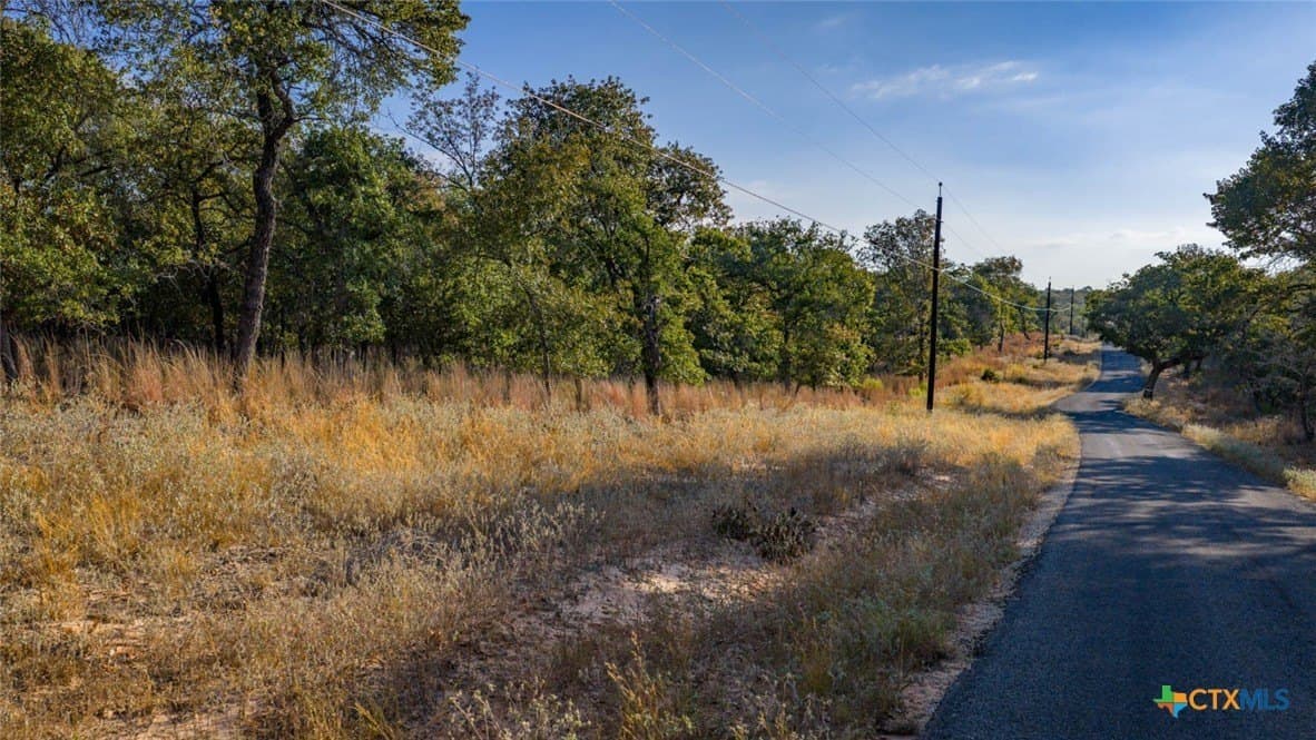 Tract 17 & 18 Sandstone Ln lot: 17 & 18