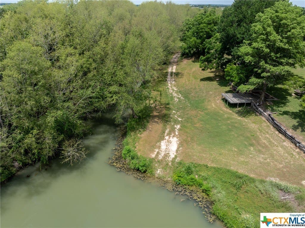 33.96 acres in Gonzales County - photo 16