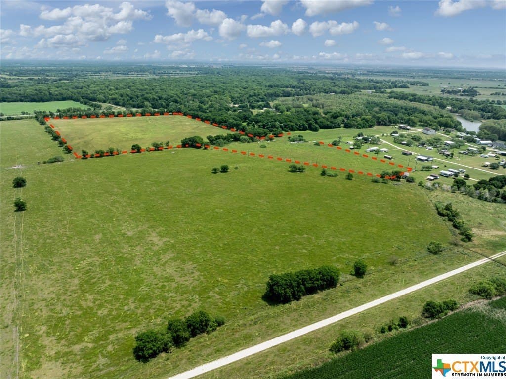 33.96 acres in Gonzales County - photo 39