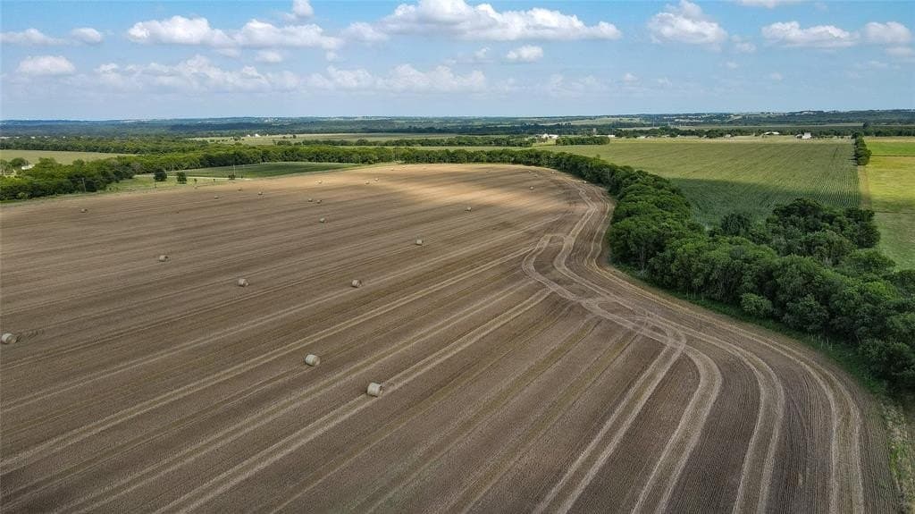 10.1 acres in McLennan County - photo 2
