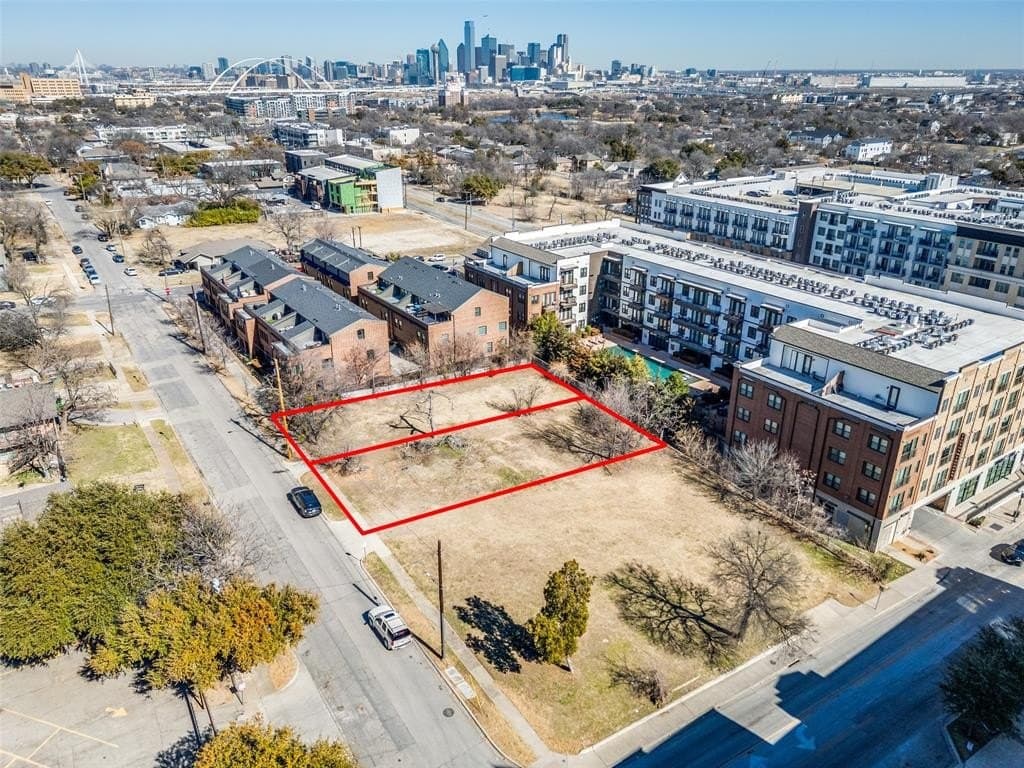 0.3 acres in Dallas County - photo 2