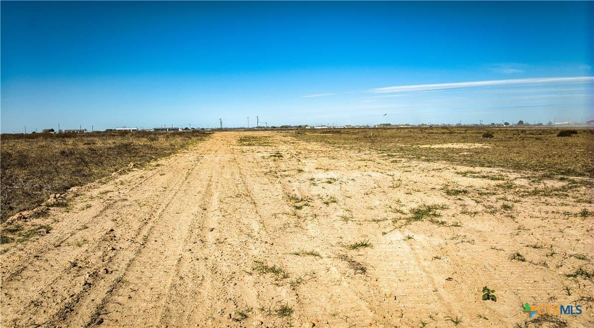 10.69 acres in Bastrop County - photo 7