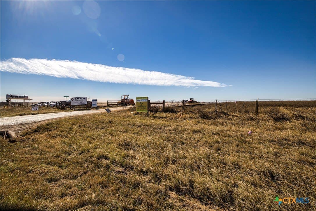 10.69 acres in Bastrop County - photo 6