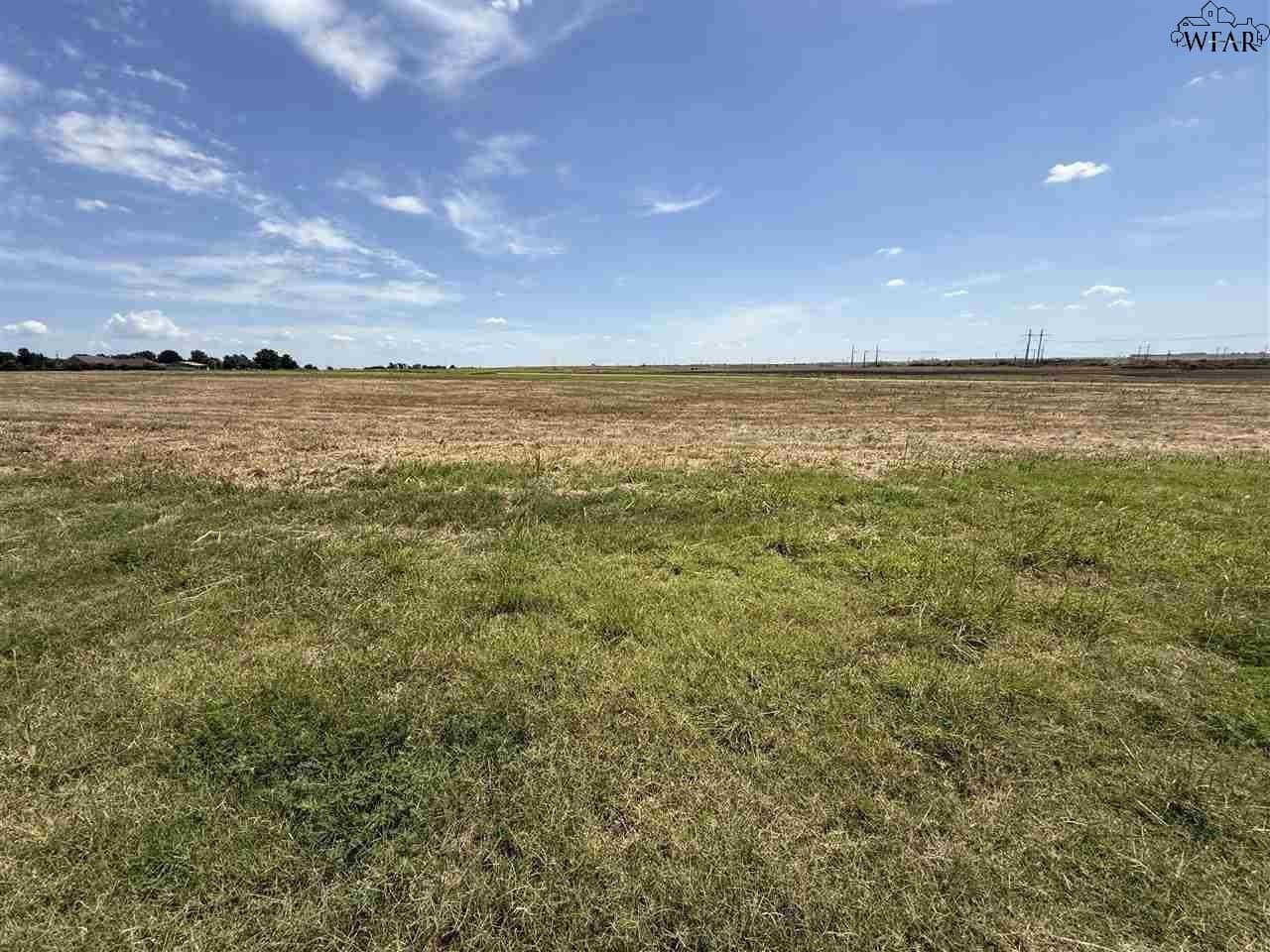 2.06 acres in Wichita County - photo 2