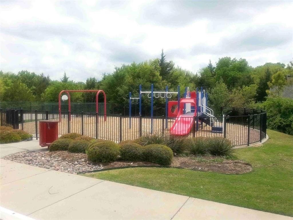 1 acres in Collin County - photo 10