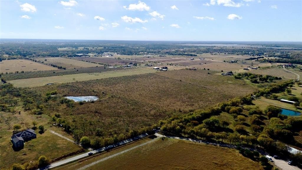 11 acres in Kaufman County - photo 2