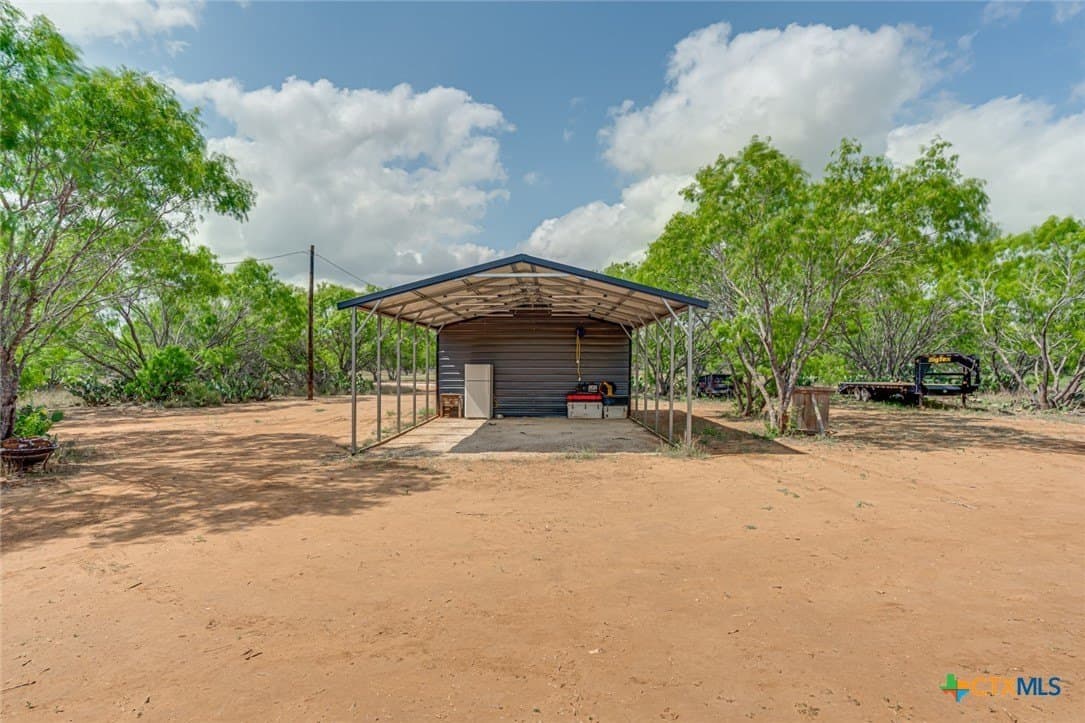 12.04 acres in Atascosa County - photo 6