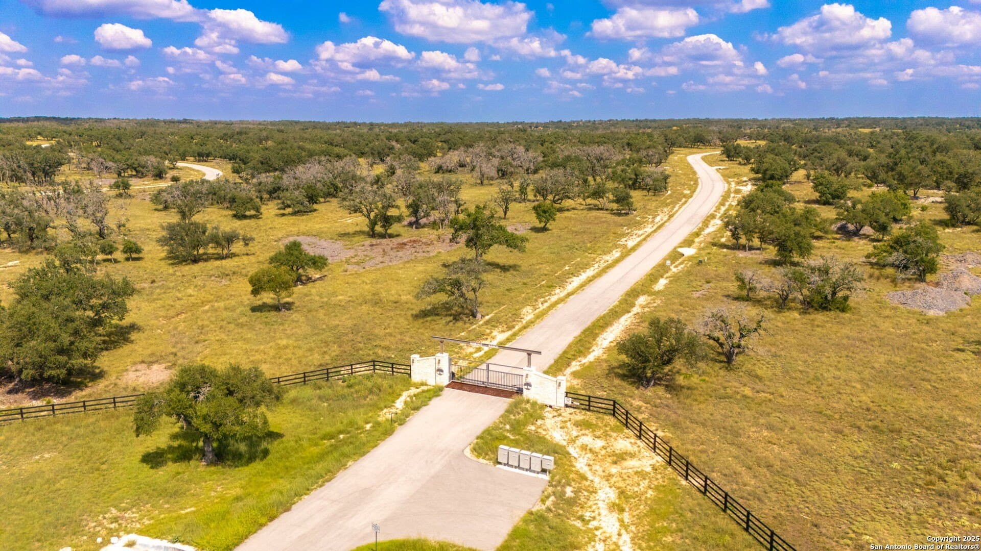 10.08 acres in Gillespie County - photo 5