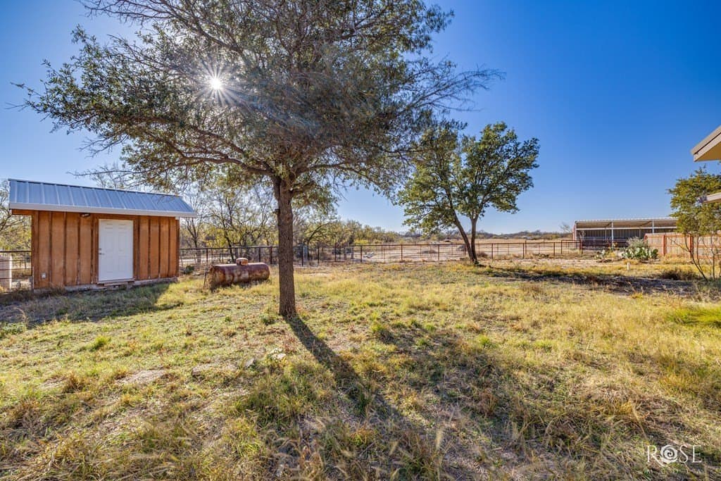 10 acres in Irion County - photo 44