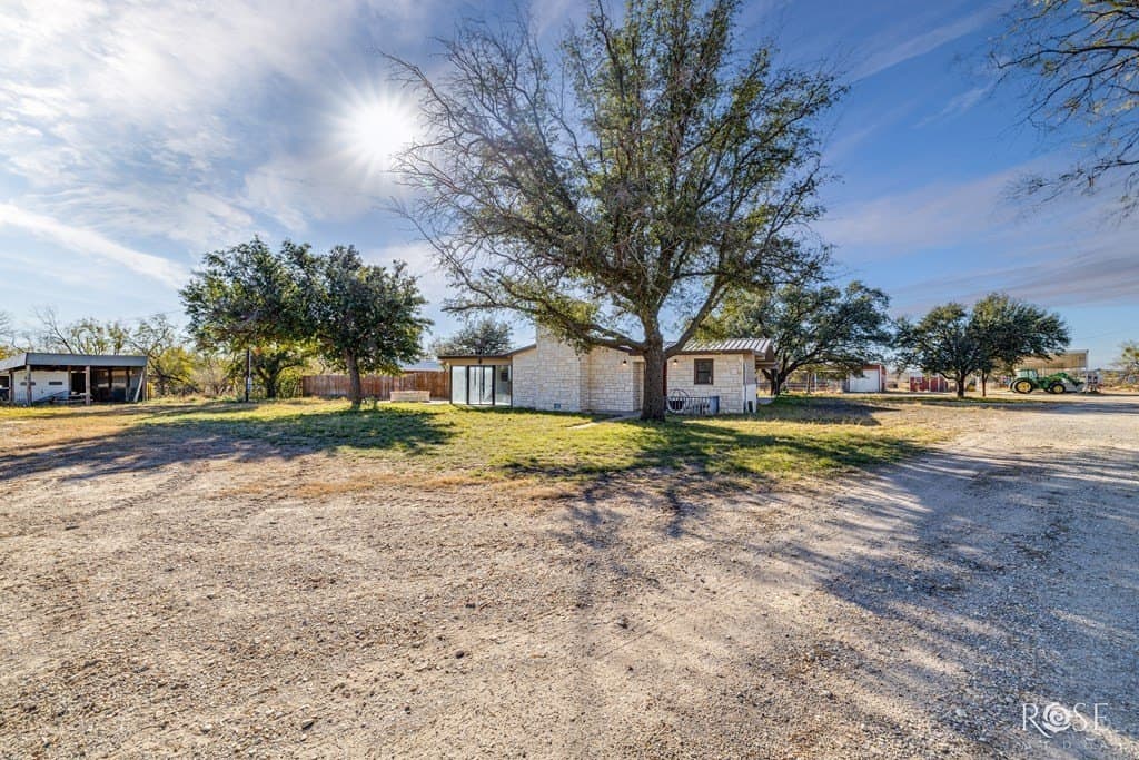 10 acres in Irion County - photo 5