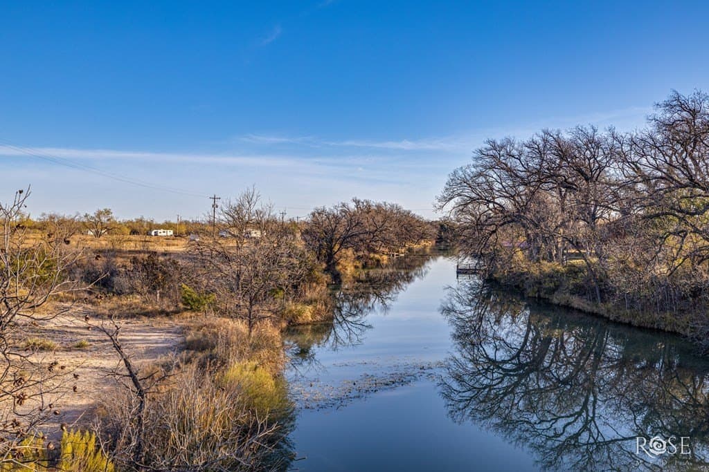10 acres in Irion County - photo 47