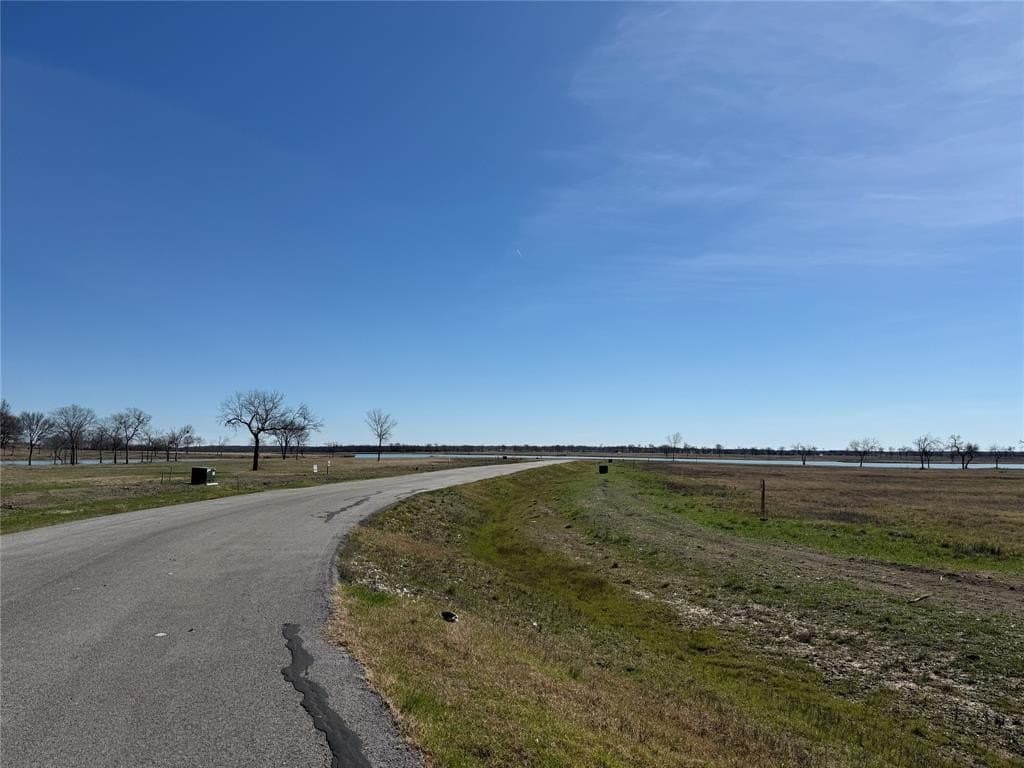 1.78 acres in Navarro County - photo 8