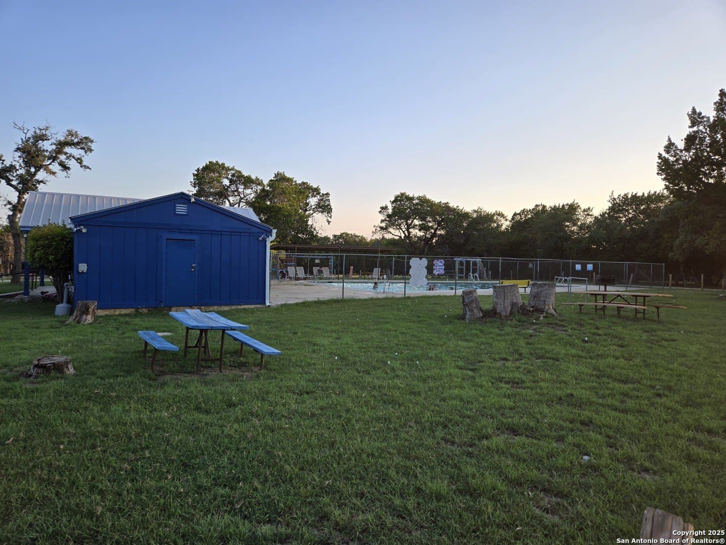 2 acres in Bandera County - photo 32