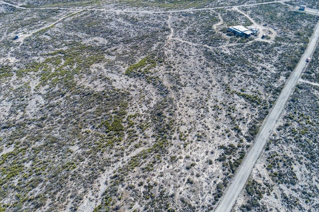 15.48 acres in Val Verde County - photo 5