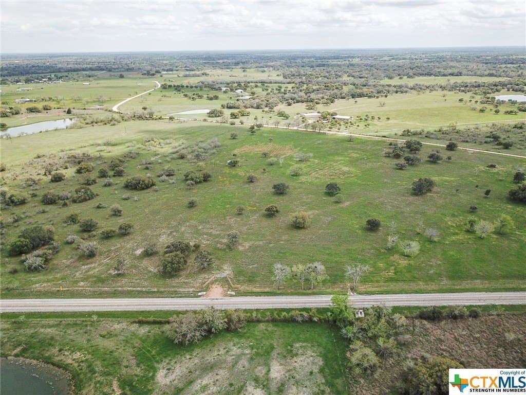 3.29 acres in Lavaca County - photo 3