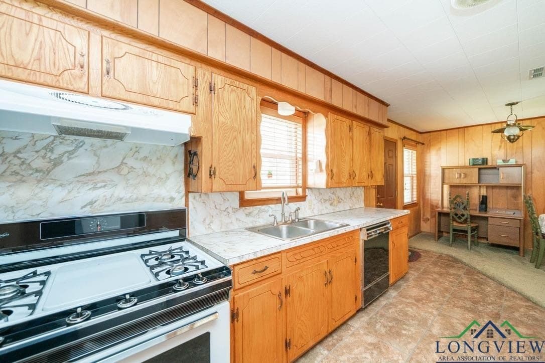 42.45 acres in Smith County - photo 14