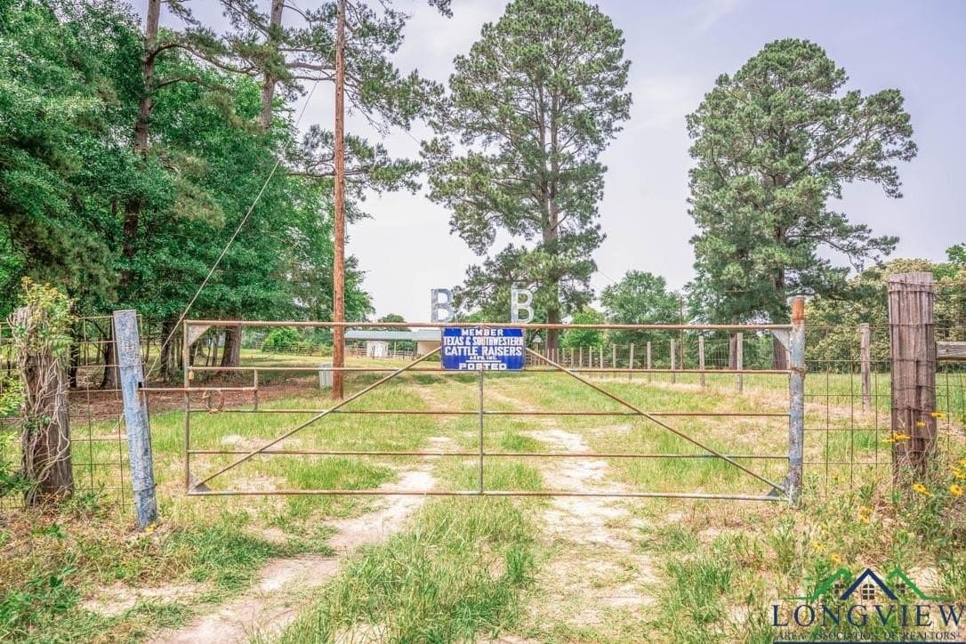 42.45 acres in Smith County - photo 33