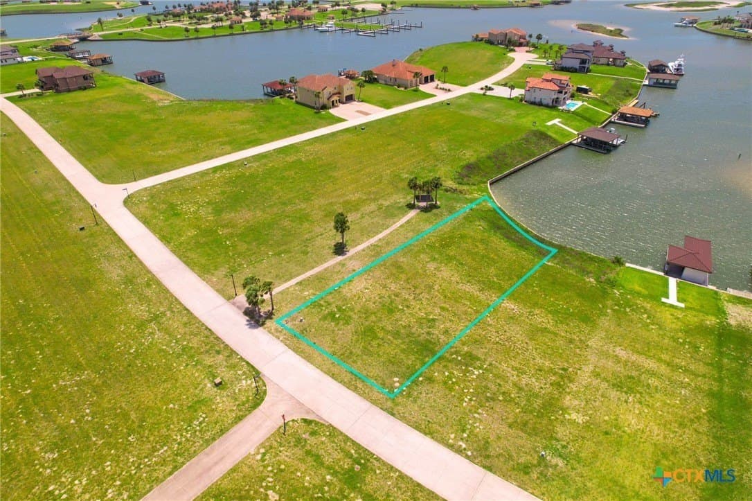 0.31 acres in Calhoun County - photo 4