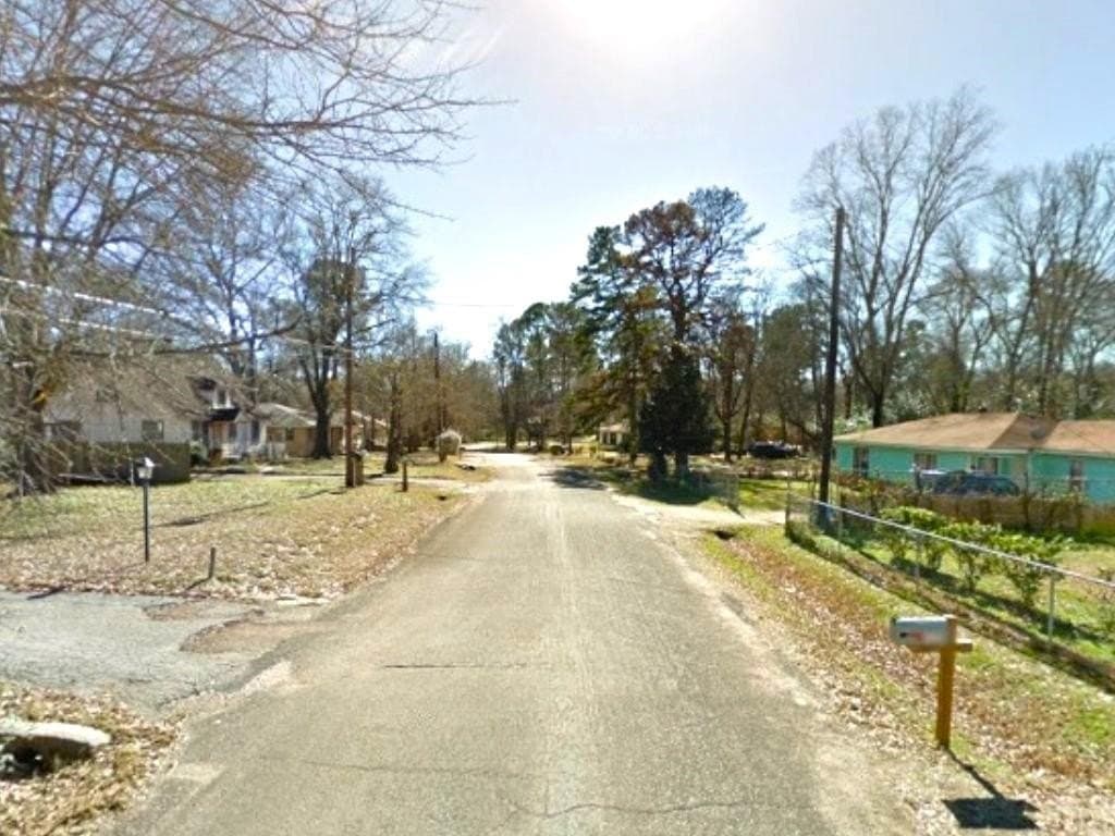 0.2 acres in Gregg County - photo 4