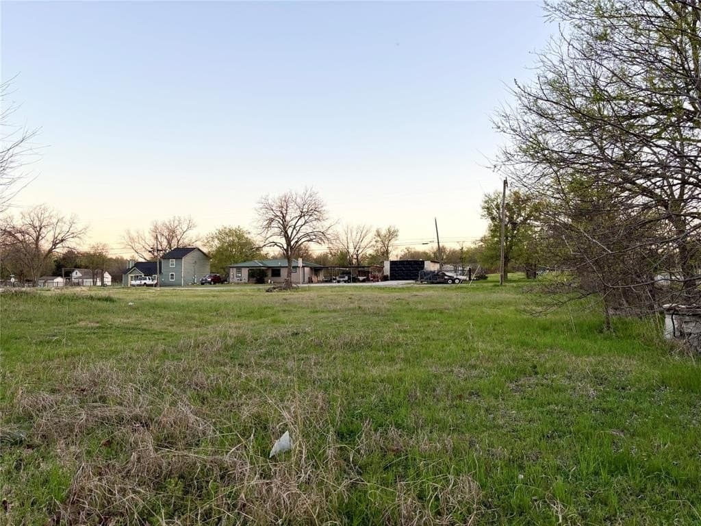 0.94 acres in Erath County - photo 4