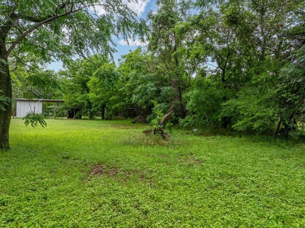 0.17 acres in McLennan County - photo 8
