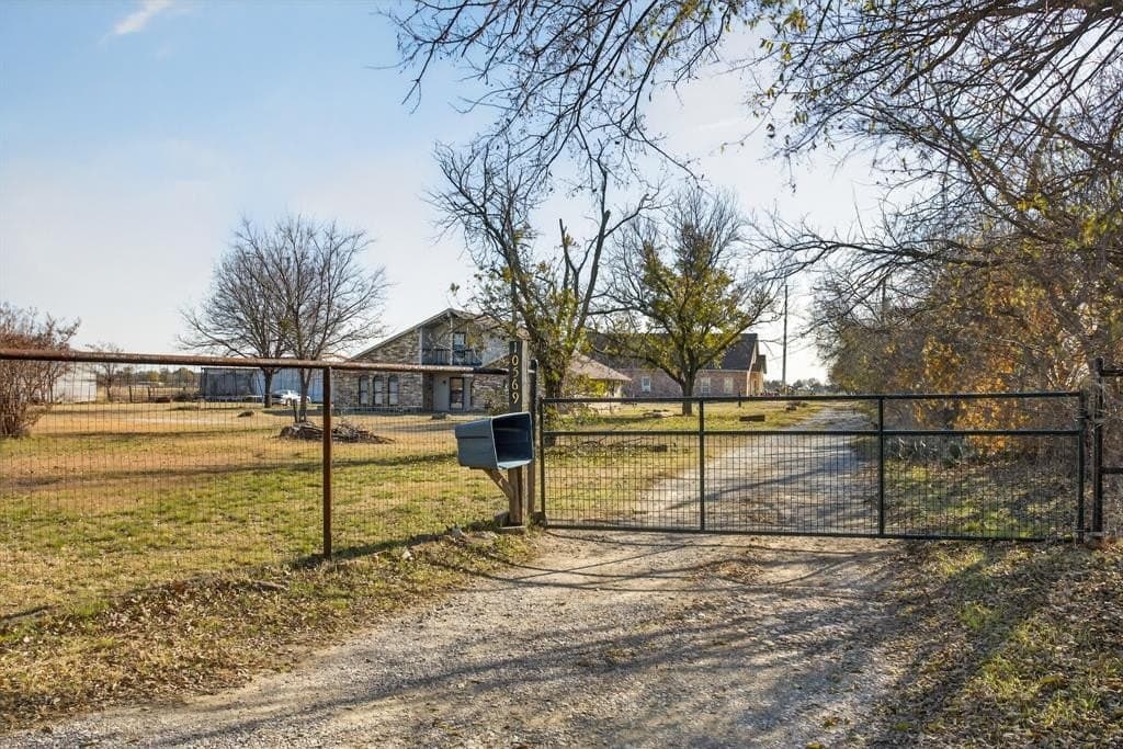 10 acres in Denton County - photo 37
