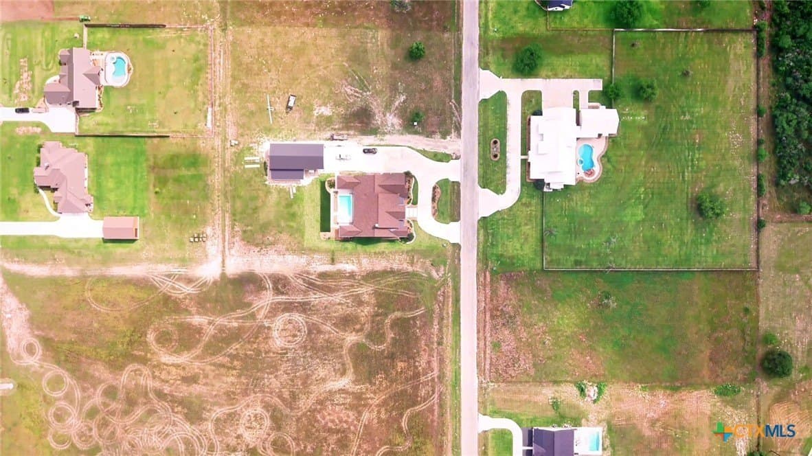 1.49 acres in Victoria County - photo 18