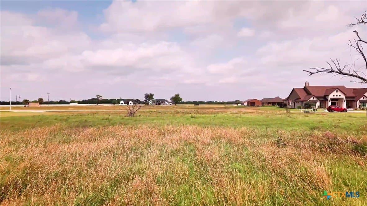 1.49 acres in Victoria County - photo 2