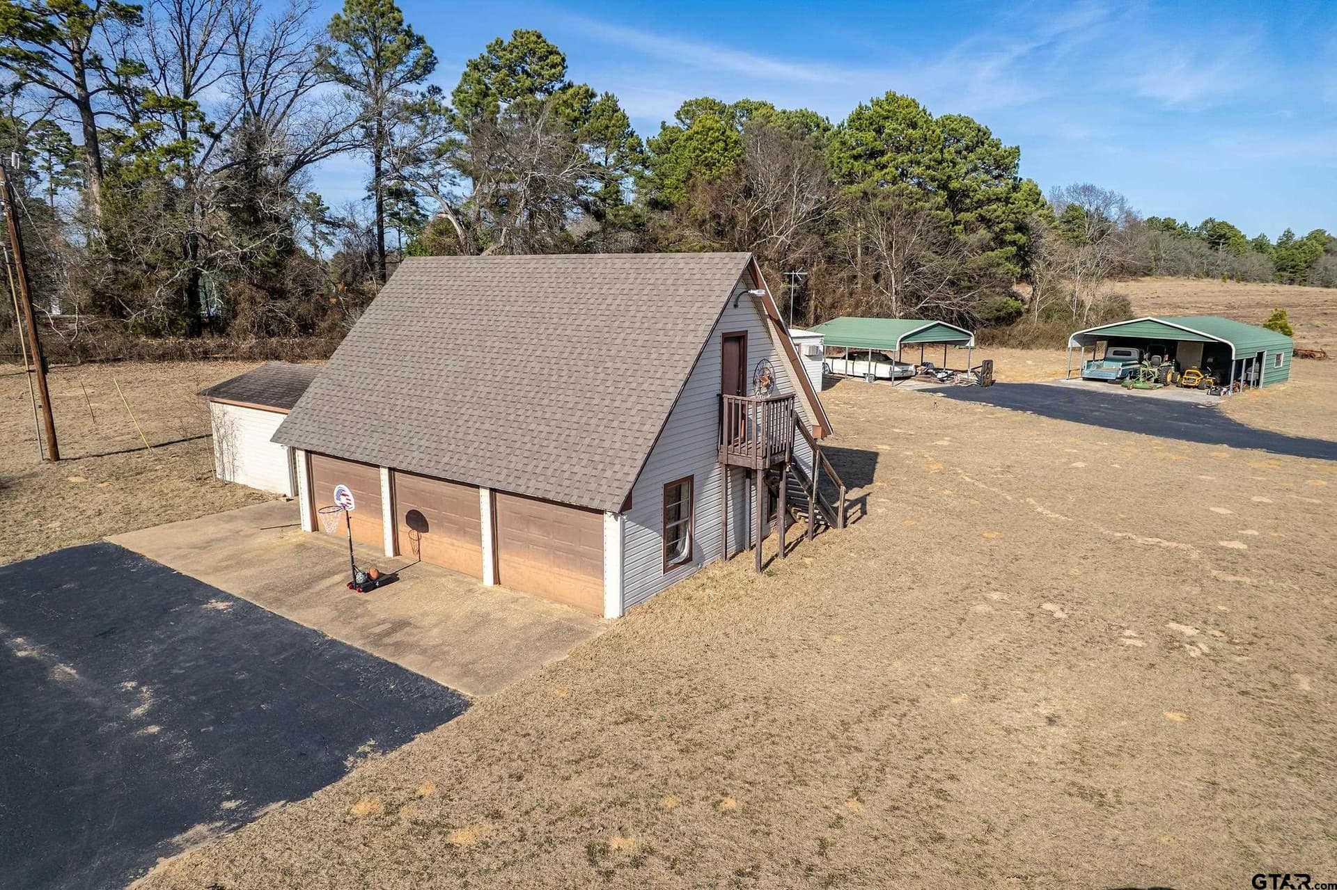 106.59 acres in Smith County - photo 9