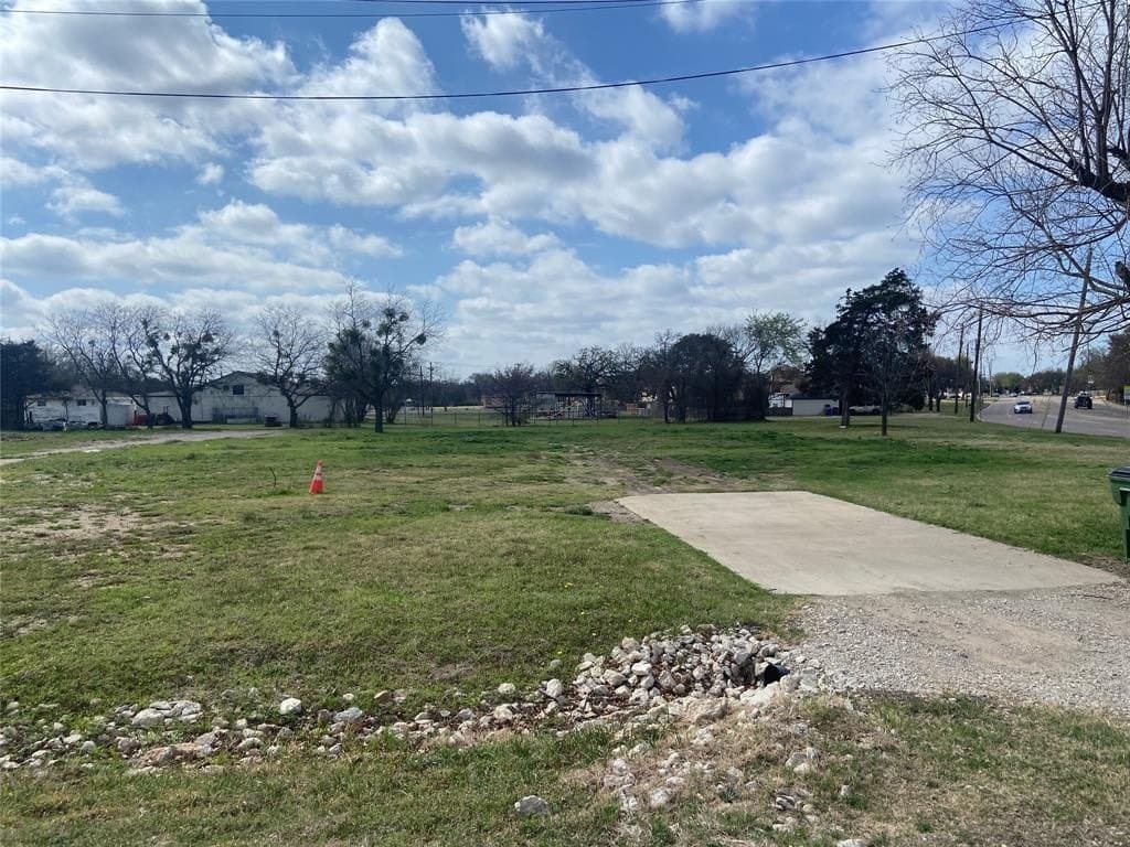 0.7 acres in Dallas County - photo 3