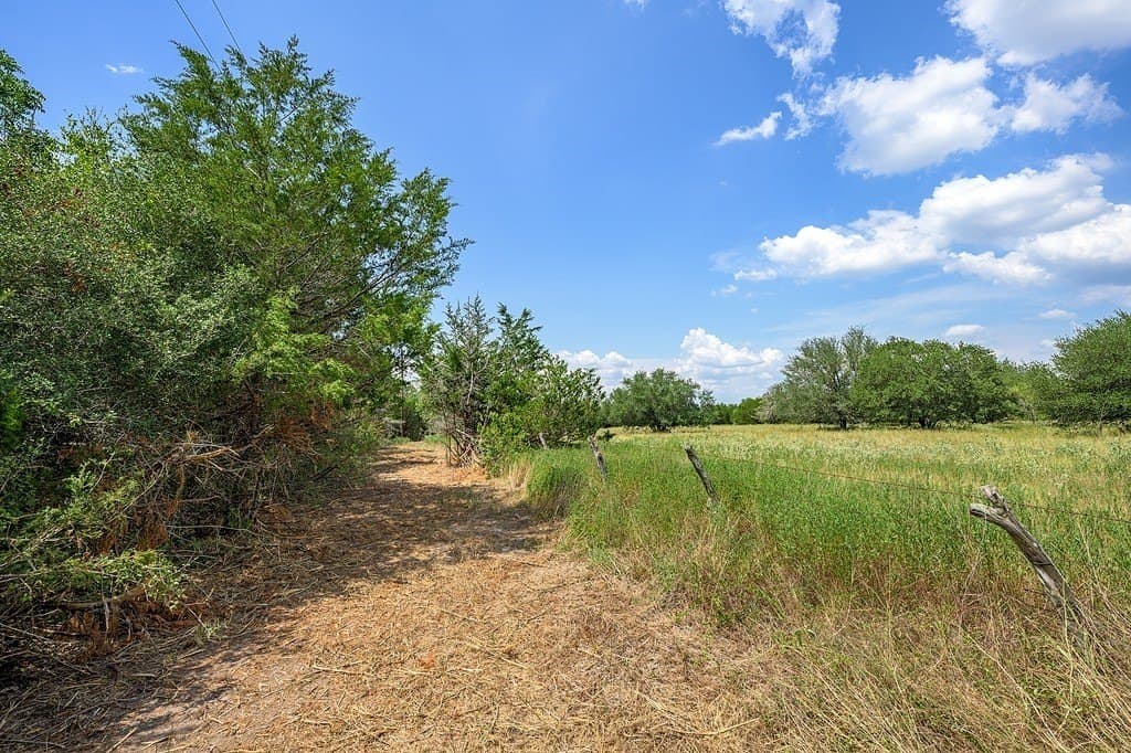 76.48 acres in Fayette County - photo 4