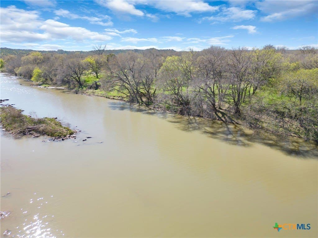 25 acres in Lampasas County - photo 2