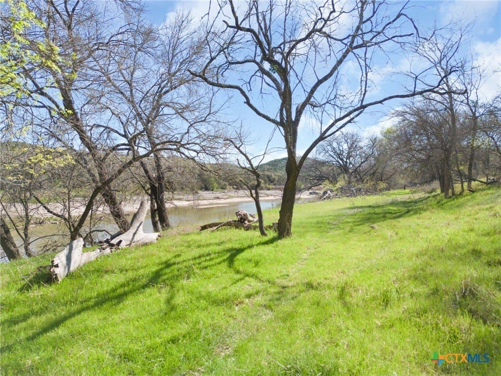 25 acres in Lampasas County - photo 21