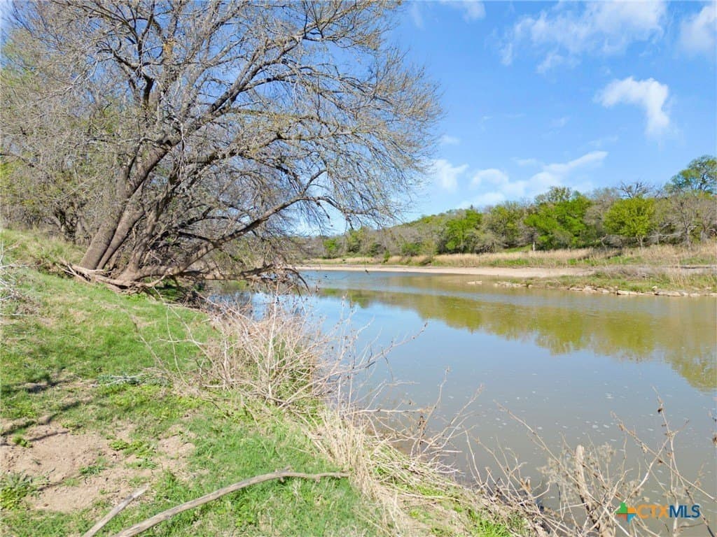 25 acres in Lampasas County - photo 22