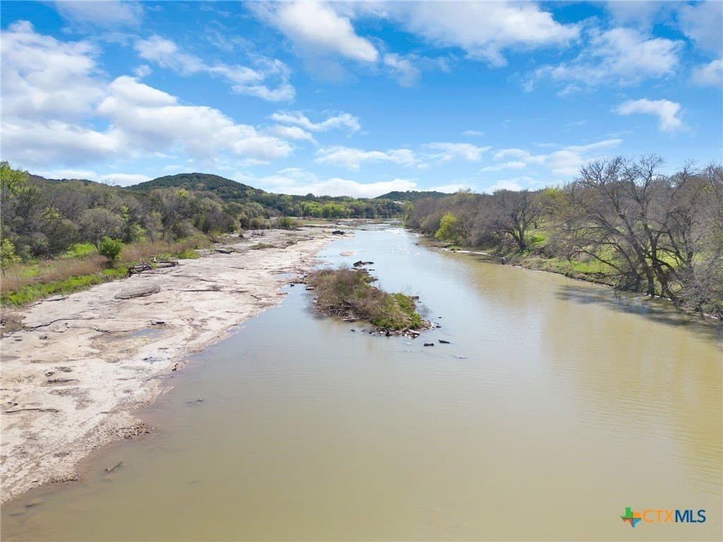 25 acres in Lampasas County - photo 9